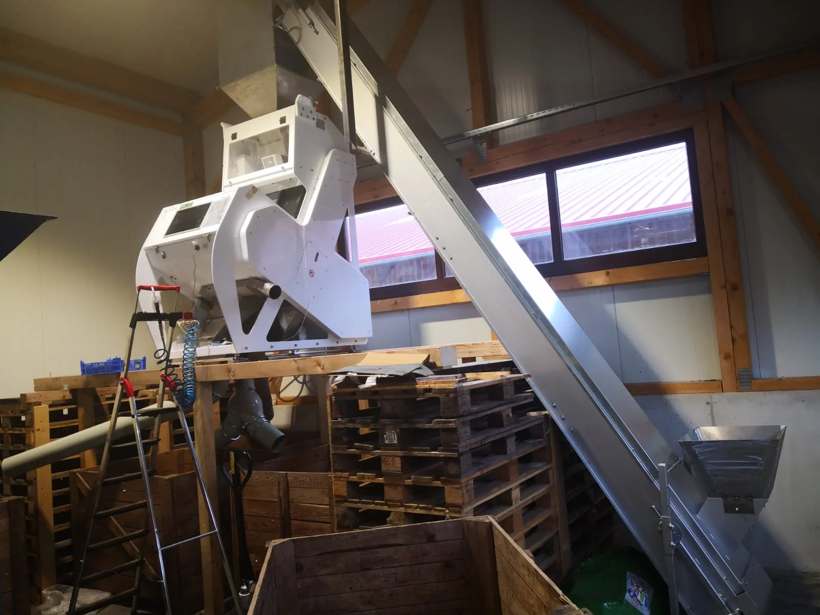 Ein Farbsortierer beim Mietkunden